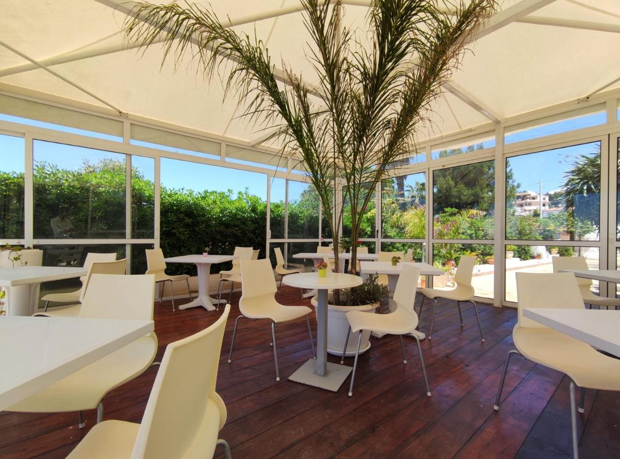 La Rosa Sul Mare Aparthotel Szirakúza Kültér fotó