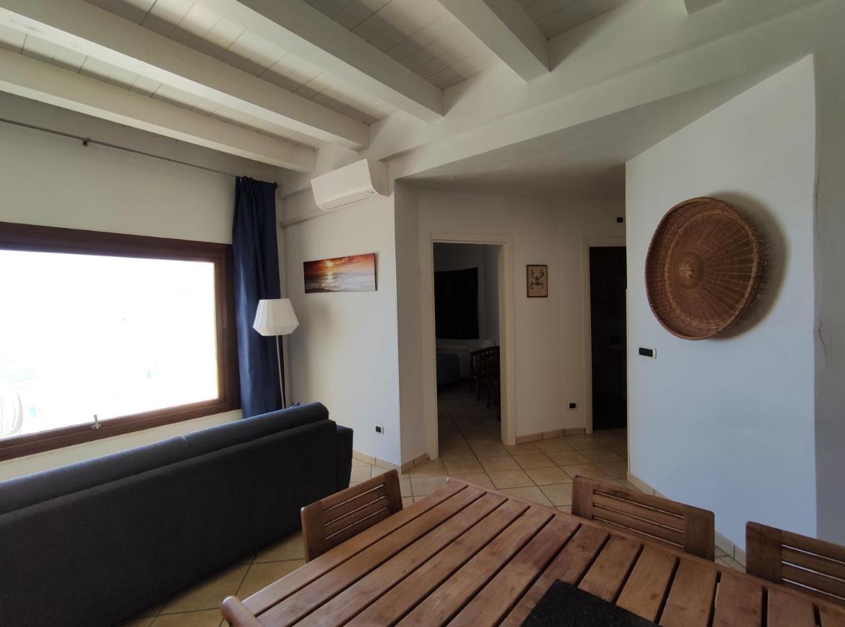 La Rosa Sul Mare Aparthotel Szirakúza Kültér fotó