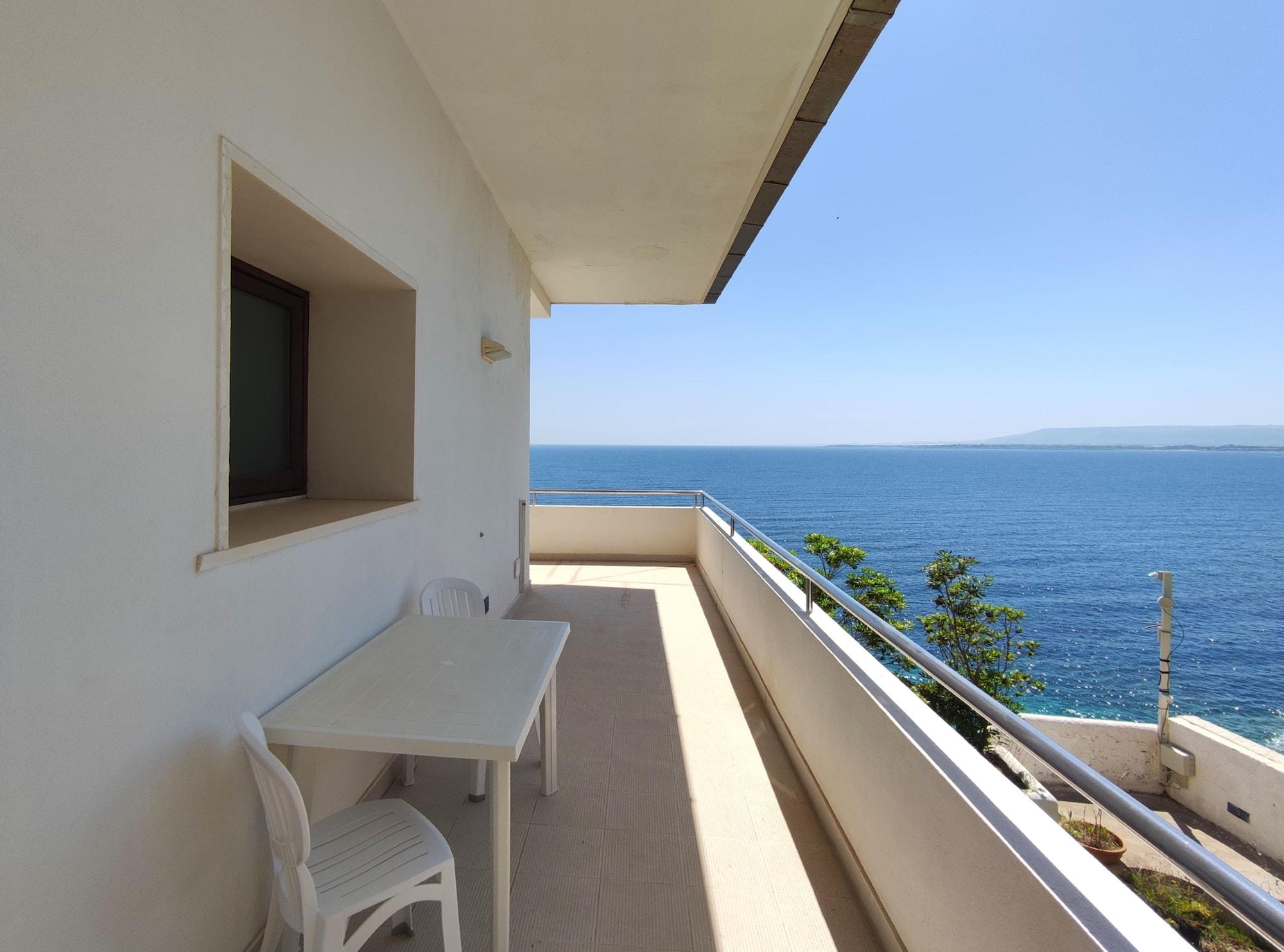 La Rosa Sul Mare Aparthotel Szirakúza Kültér fotó