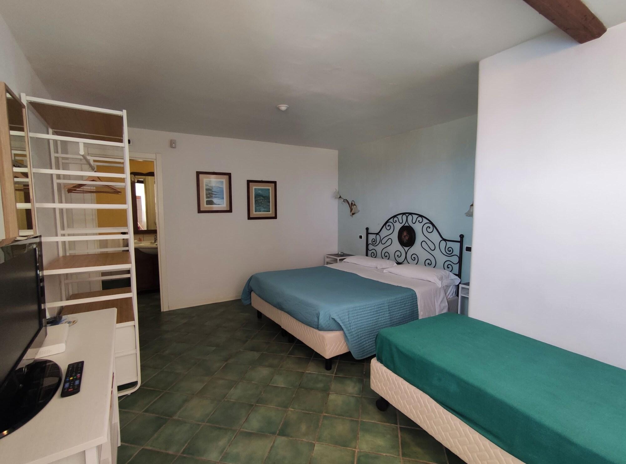 La Rosa Sul Mare Aparthotel Szirakúza Kültér fotó